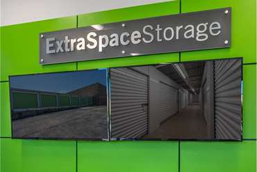 Extra Space Storage - 3355 Sheridan Rd Zion, IL 60099
