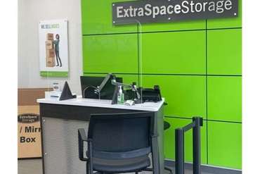 Extra Space Storage - Self-Storage Unit in Land O Lakes, FL