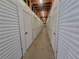 Extra Space Storage - Self-Storage Unit in Santa Monica, CA