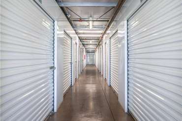 Extra Space Storage - 787 E 11th St Tracy, CA 95304