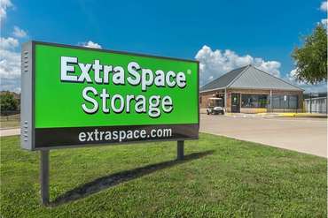 Extra Space Storage - 8441 Clark Rd Dallas, TX 75249