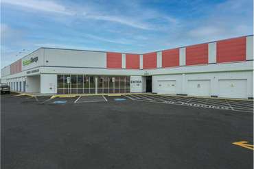 Extra Space Storage - 2417 E Stone Dr Kingsport, TN 37660