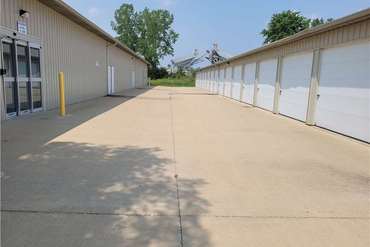 Extra Space Storage - 606 S Staley Rd Champaign, IL 61822