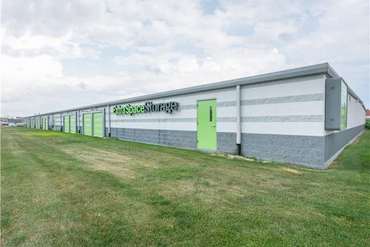 Extra Space Storage - 175 W 162nd St South Holland, IL 60473