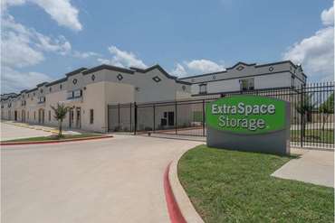 Extra Space Storage - 3831 FM 2181 Corinth, TX 76210