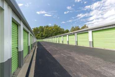 Extra Space Storage - 8051 Windham Lake Dr Indianapolis, IN 46214