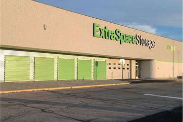Extra Space Storage - 1860 N Richmond Rd McHenry, IL 60051