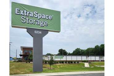 Extra Space Storage - 5234 Raeford Rd Fayetteville, NC 28304