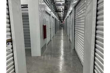 Extra Space Storage - 900 W Foothill Blvd Azusa, CA 91702