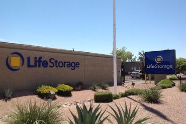 Life Storage - 139 N Greenfield Rd Mesa, AZ 85205