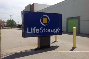 Life Storage - 10300 Watson Rd St Louis, MO 63127