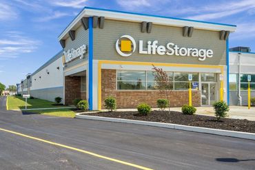 Life Storage - 2590 Military Rd Niagara Falls, NY 14304