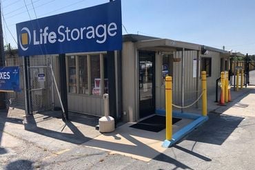 Life Storage - 5810 W Gate City Blvd Greensboro, NC 27407