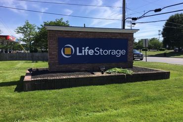 Life Storage - 5810 Cleveland Ave Columbus, OH 43231