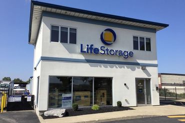 Life Storage - 550 Cayuga Rd Buffalo, NY 14225