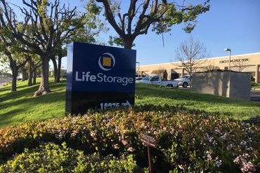Life Storage - 10025 Muirlands Blvd Irvine, CA 92618