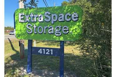 Extra Space Storage - 4121 Gulf Breeze Pkwy Gulf Breeze, FL 32563