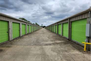 Extra Space Storage - 8020 Eastex Fwy Beaumont, TX 77708