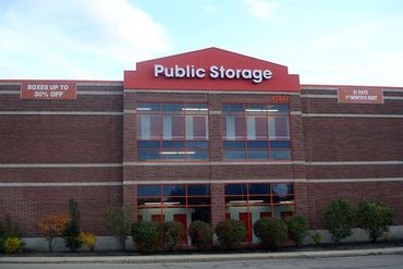 Public Storage - 47887 Michigan Ave Canton, MI 48188
