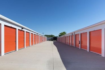 Public Storage - 6910 Waterfront Drive Indianapolis, IN 46214