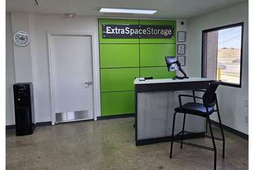 Extra Space Storage - 4976 W 130th St Cleveland, OH 44135