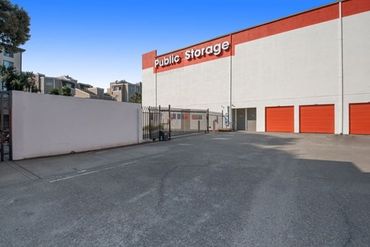 Public Storage - 6501 Shellmound Street Emeryville, CA 94608