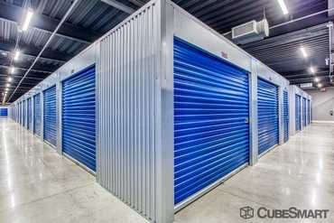 CubeSmart Self Storage - 12902 US 301 S Riverview, FL 33578
