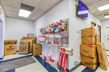 CubeSmart Self Storage - 6501 S Interstate 35 E Corinth, TX 76210
