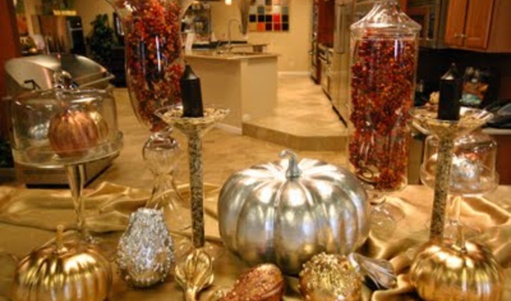 Beautiful Holiday Decor ... And More!