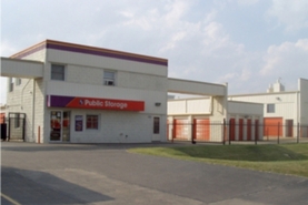Public Storage - Self-Storage Unit in Carol Stream, IL